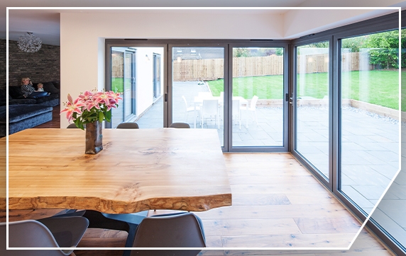 Why Aluminium Windows Are the Clear Winner Over PVCu for Your Home.